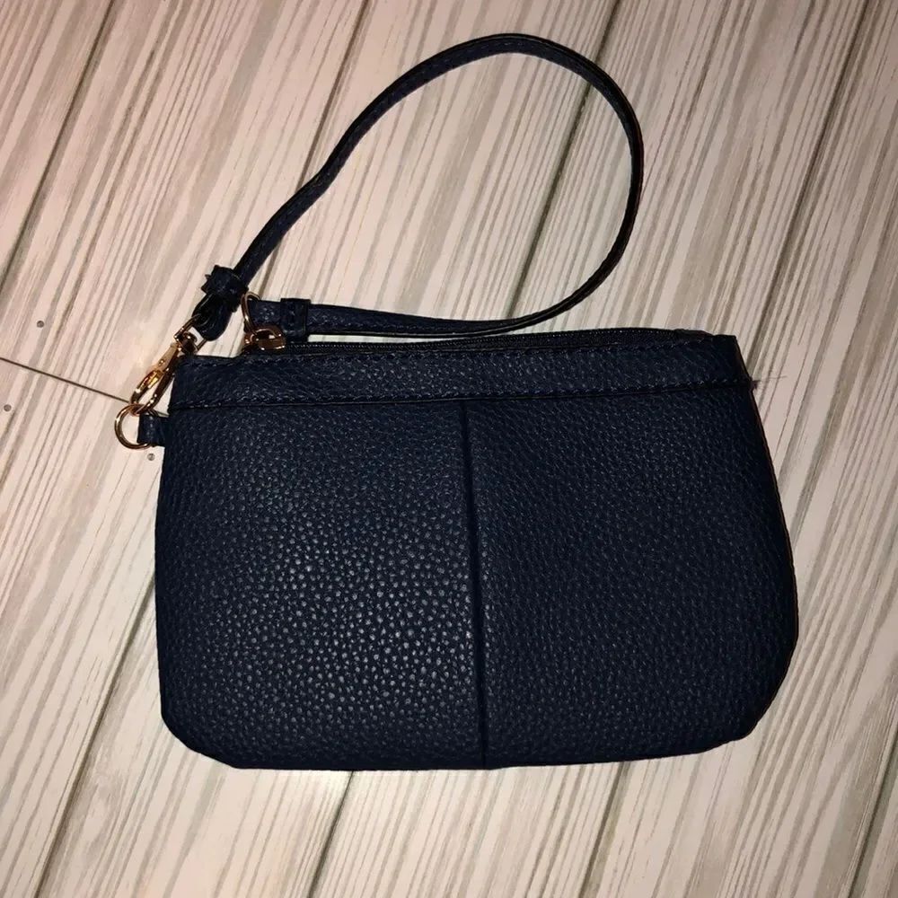 Wilsons Leather Navy Gold Hardware Zip Wristlet Wallet
